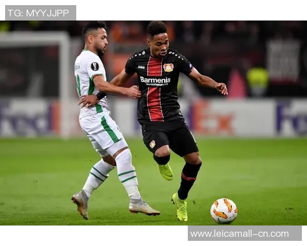 卢多戈雷茨与十字军的激烈对决展现足球魅力与战术智慧